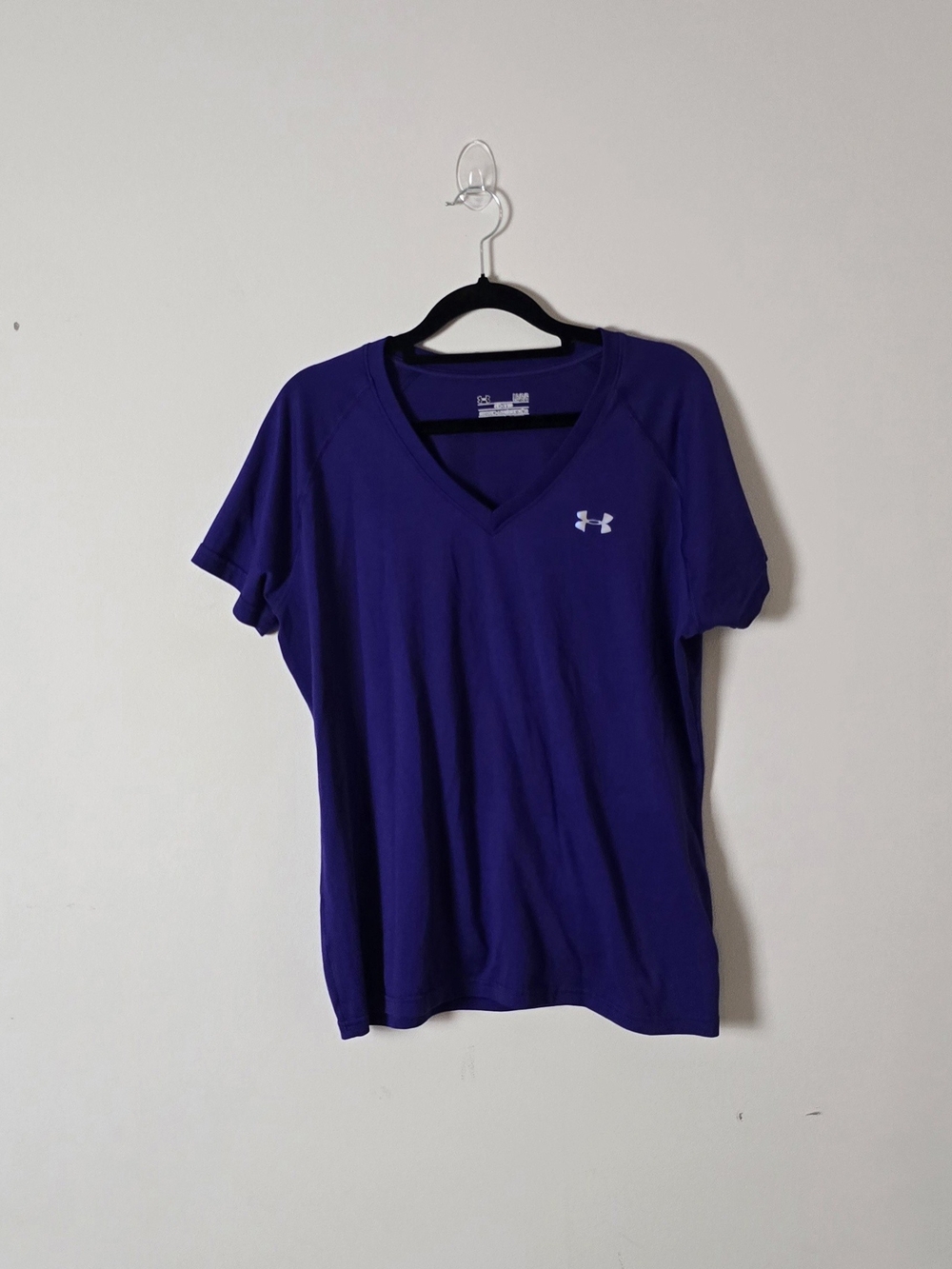Under Armour Women’s Purple V-Neck Performance Tee